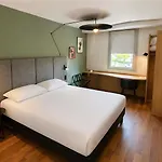 מלון Ibis Aeroport בווה