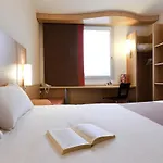 מלון Ibis Aeroport 3*