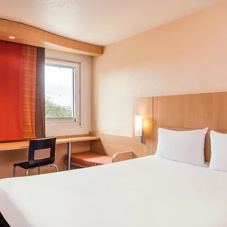 Ibis Aeroport 3* Бове