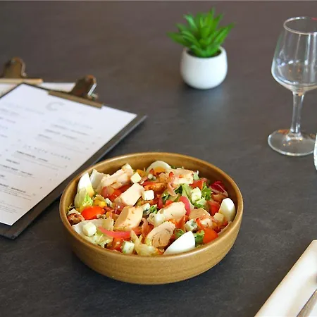 Отель Ibis Aeroport Бове