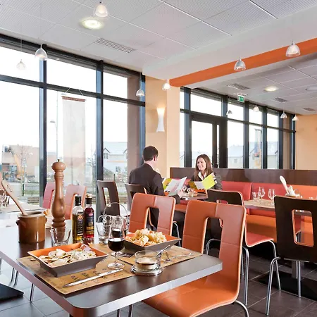 Ibis Aéroport Hotel 3*