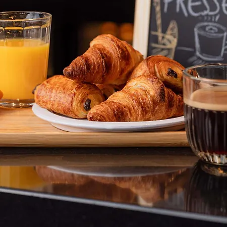 Ibis Aeroport Бове