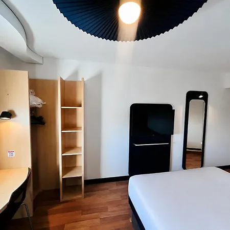 Otel Ibis Aeroport Beauvais