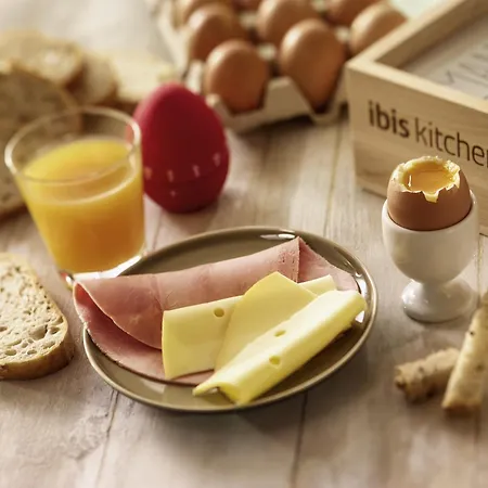 Hotel Ibis Aéroport 3*