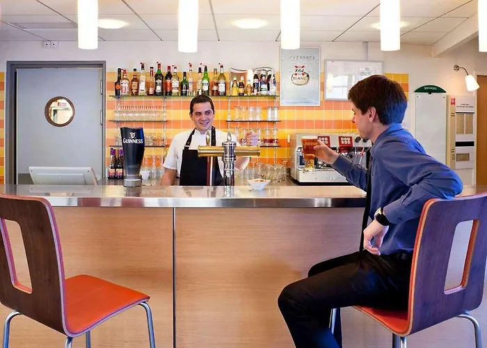 Hotel Ibis Aéroport 3*