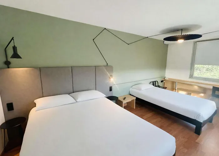 Ibis Aeroport 3* Beauvais